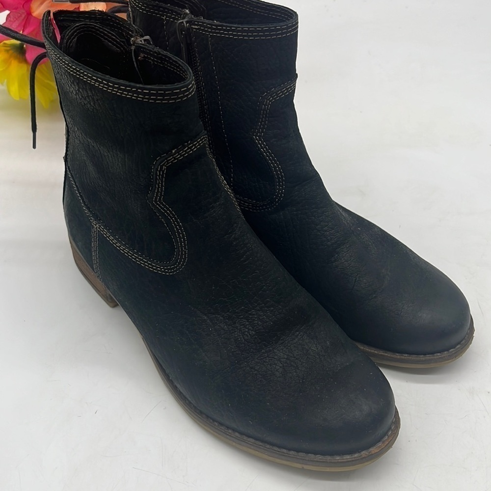 Josef Seibel Black Leather Ankle Bootie Size 39 BAB4003C